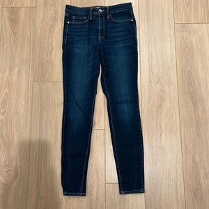 Athleta scupltek dark denim jeans